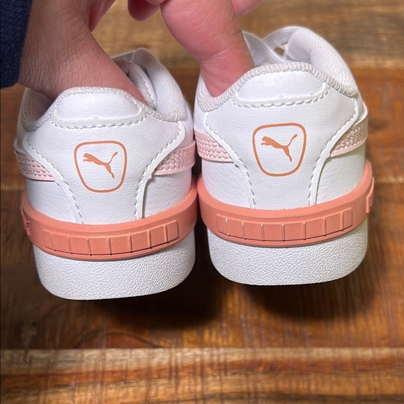 PUMA Kids White and Pink Sneakers, 9C - Picture 6 of 8